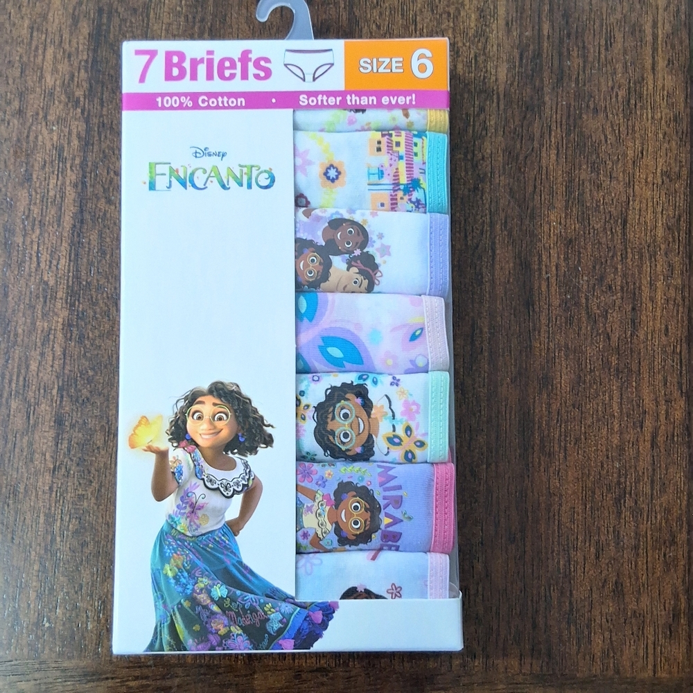 Disney Encanto 100% Cotton Girls Underwears, 7 Briefs, Size 6, NEW